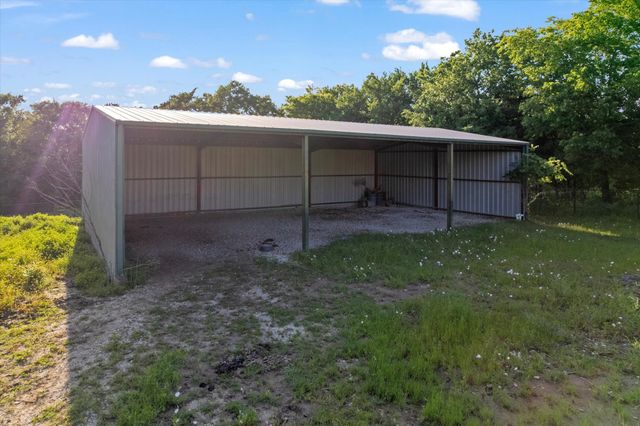 233 Reast Road, Whitesboro, TX 76273