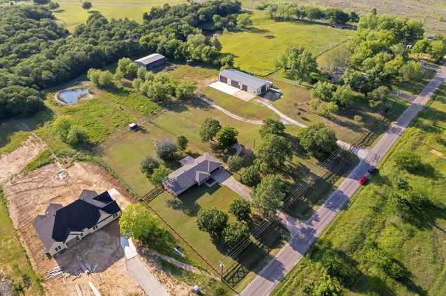 233 Reast Road, Whitesboro, TX 76273