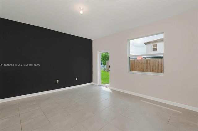 16344 SW 290th St, Homestead, FL 33033