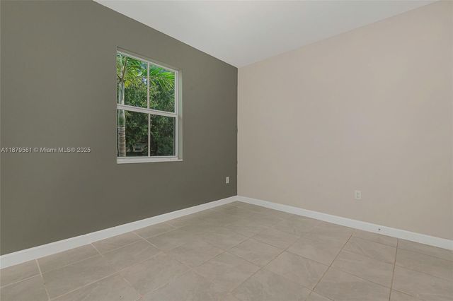 16344 SW 290th St, Homestead, FL 33033