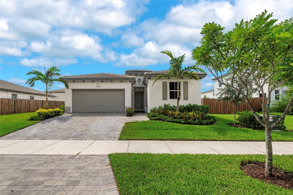 16344 SW 290th St, Homestead, FL 33033