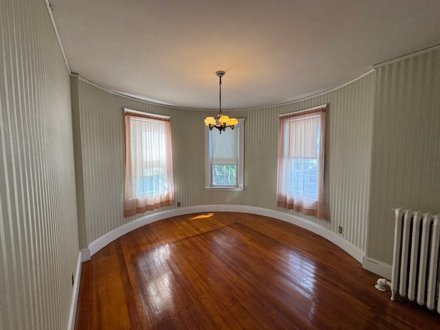 15 Chase Street 3, Boston, MA 02125