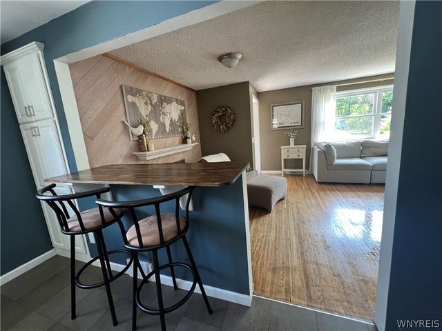 3712 Yale Ave Avenue, Hamburg, NY 14075