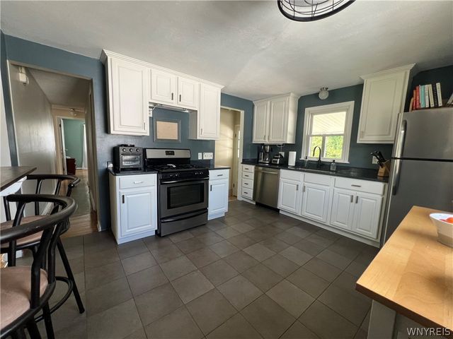 3712 Yale Ave Avenue, Hamburg, NY 14075