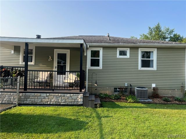 3712 Yale Ave Avenue, Hamburg, NY 14075
