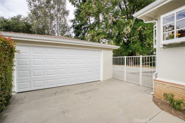 1631 Orange Tree Lane, La Canada Flintridge, CA 91011