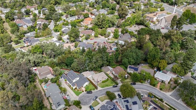 1631 Orange Tree Lane, La Canada Flintridge, CA 91011