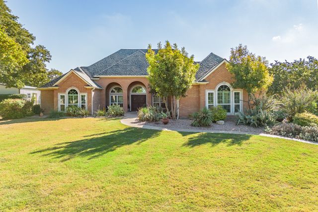 225 Sherry Lane, Burleson, TX 76028
