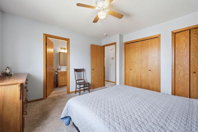 187 Bluestem Avenue, Shakopee, MN 55379