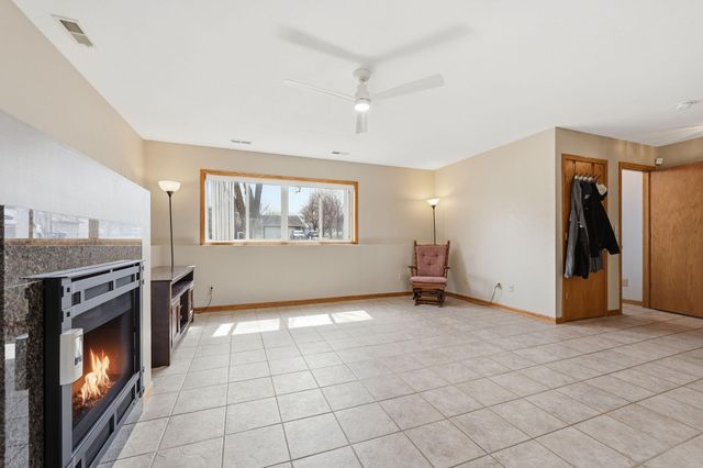 187 Bluestem Avenue, Shakopee, MN 55379