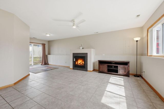 187 Bluestem Avenue, Shakopee, MN 55379