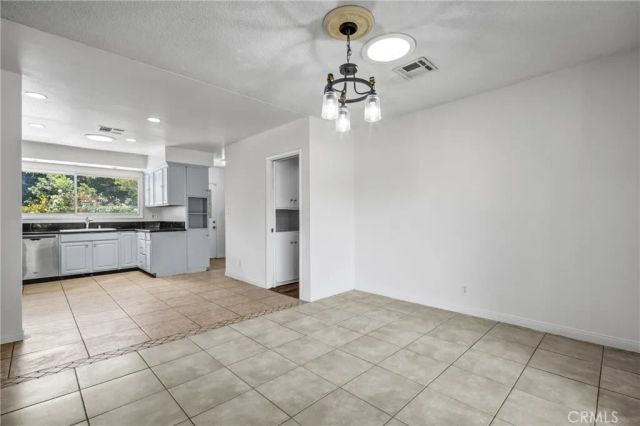990 Moonbeam, Monterey Park, CA 91754