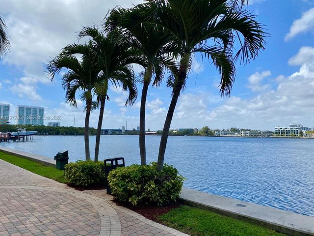 17100 N Bay Road 1810, Sunny Isles Beach, FL 33160