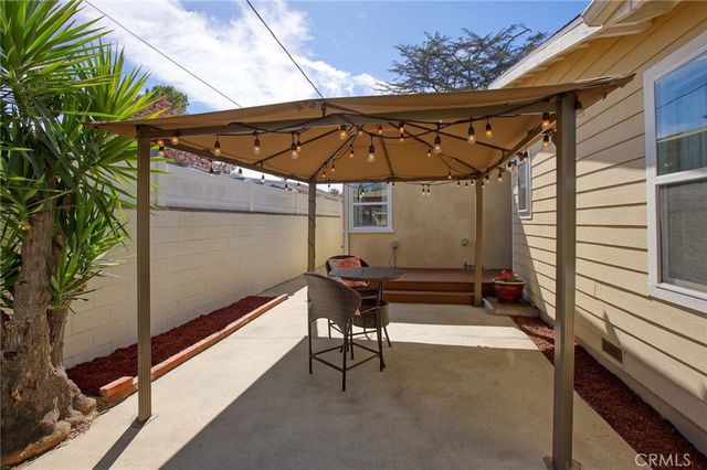 1426 N Avon, Burbank, CA 91505