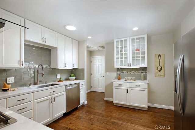 1426 N Avon, Burbank, CA 91505