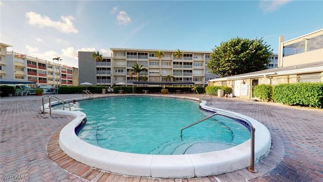 329 3RD ST SE 402P, Hallandale Beach, FL 33009