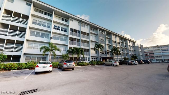 329 3RD ST SE 402P, Hallandale Beach, FL 33009