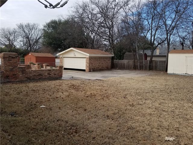 3575 Paramount Street, North Richland Hills, TX 76117