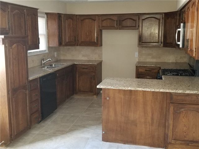 3575 Paramount Street, North Richland Hills, TX 76117