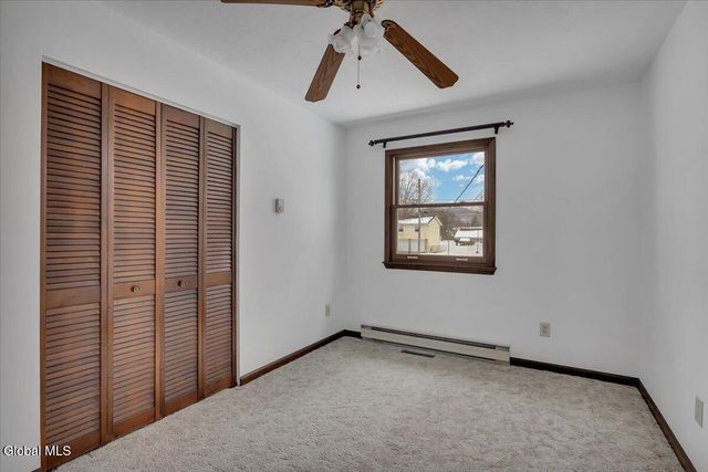 31 Tanners Lane, Rensselaer, NY 12144