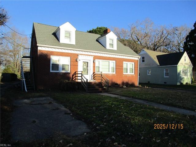 12 McDonald RD, Hampton, VA 23669