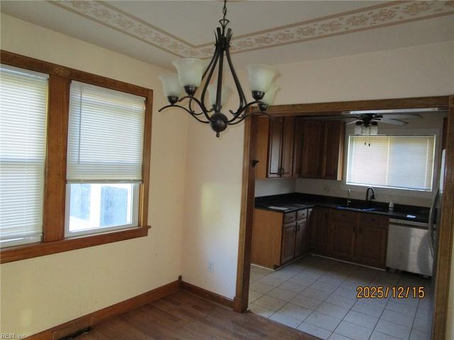 12 McDonald RD, Hampton, VA 23669