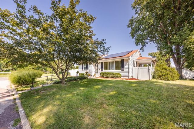 149 S 33rd Street, Belleville, IL 62226