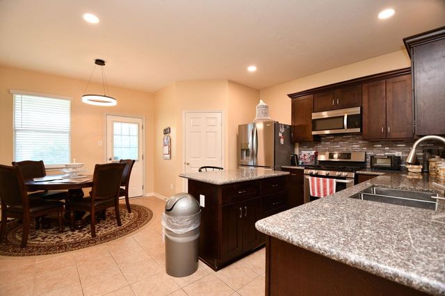 7110 Anaquitas Creek Court, Richmond, TX 77407