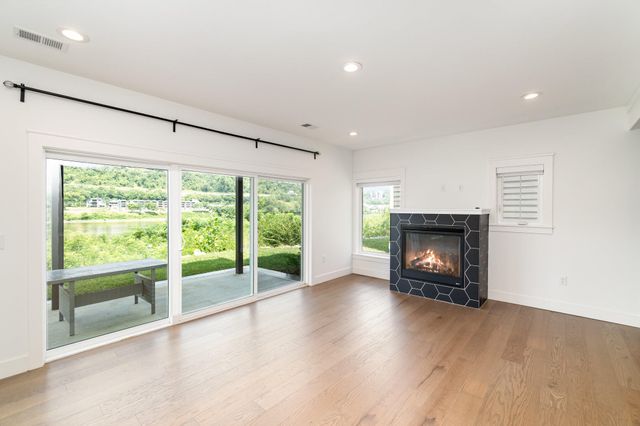 605 Manhattan Boulevard, 202, Dayton, KY 41074