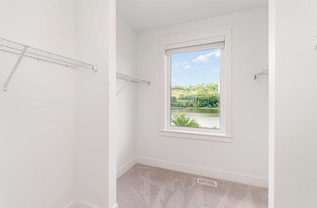 605 Manhattan Boulevard, 202, Dayton, KY 41074