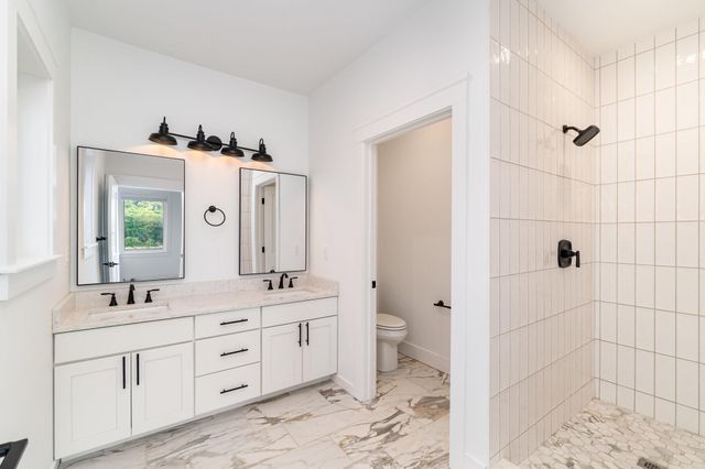 605 Manhattan Boulevard, 202, Dayton, KY 41074