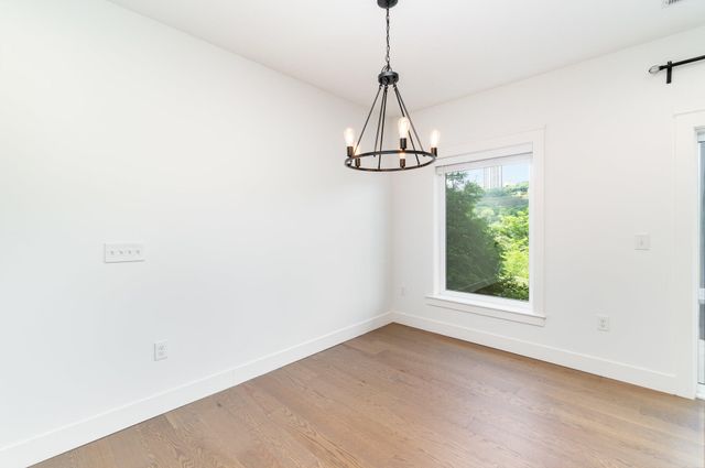 605 Manhattan Boulevard, 202, Dayton, KY 41074