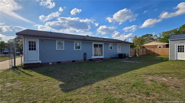 3611 Kenny Drive, Hope Mills, NC 28348