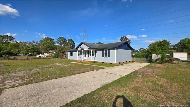 3611 Kenny Drive, Hope Mills, NC 28348