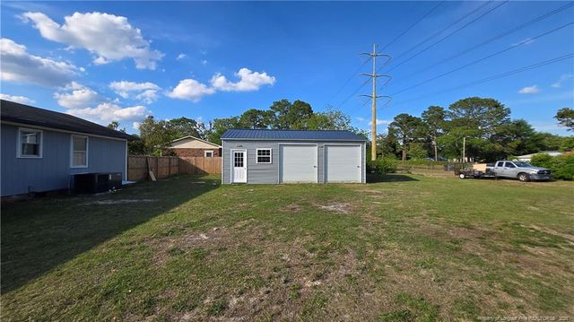 3611 Kenny Drive, Hope Mills, NC 28348