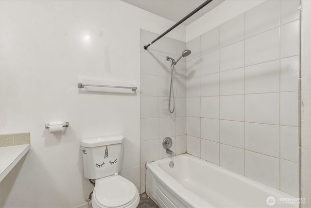 504 N 7th Avenue, Kelso, WA 98626