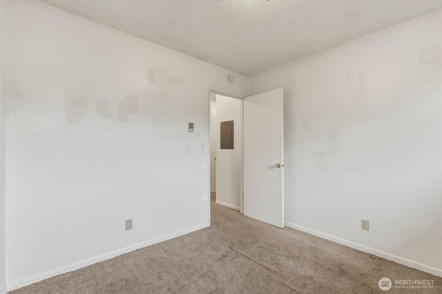 504 N 7th Avenue, Kelso, WA 98626