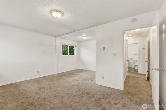 504 N 7th Avenue, Kelso, WA 98626