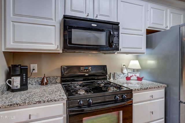 266 Westshore Pointe 6c, Johnson City, TN 37601