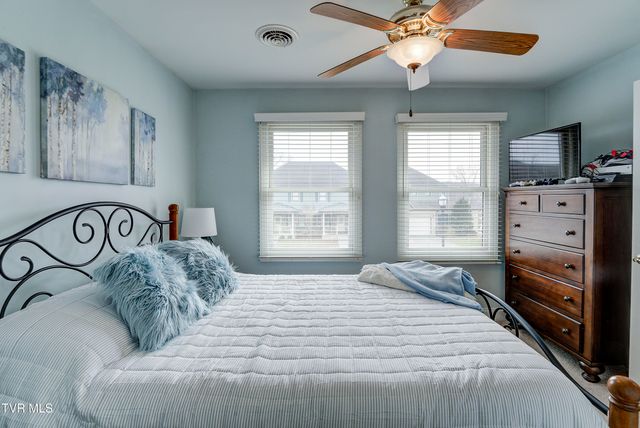 266 Westshore Pointe 6c, Johnson City, TN 37601