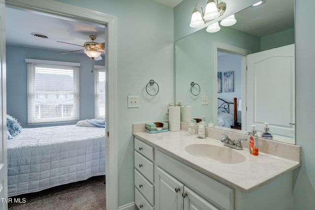 266 Westshore Pointe 6c, Johnson City, TN 37601