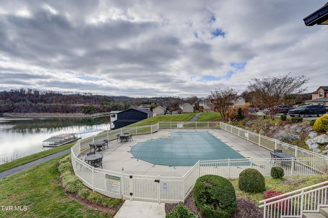 266 Westshore Pointe 6c, Johnson City, TN 37601