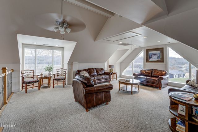 266 Westshore Pointe 6c, Johnson City, TN 37601