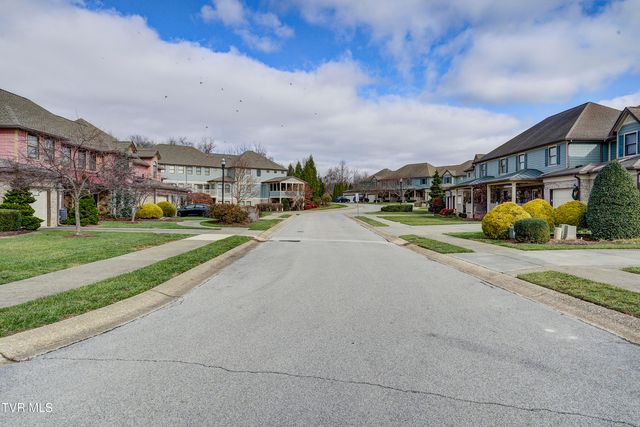 266 Westshore Pointe 6c, Johnson City, TN 37601