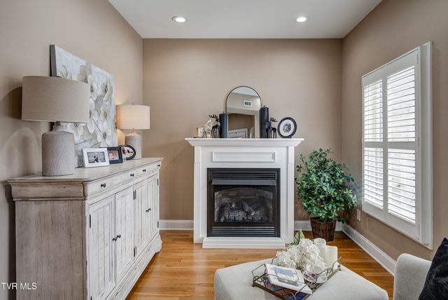 266 Westshore Pointe 6c, Johnson City, TN 37601