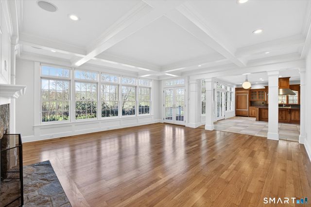 7 Winhall Lane, West Hartford, CT 06117