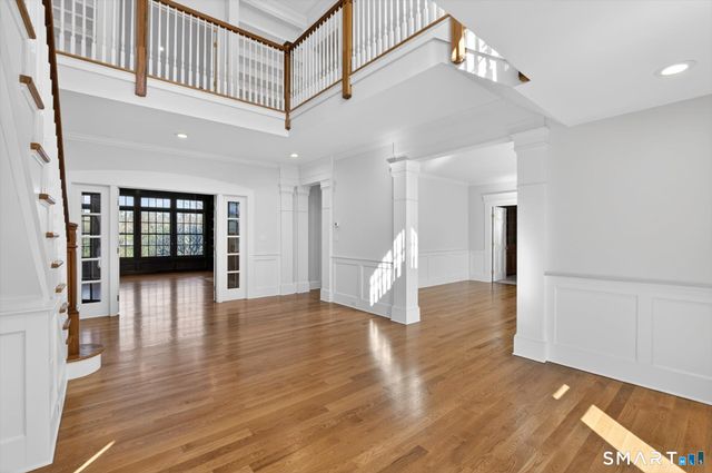 7 Winhall Lane, West Hartford, CT 06117