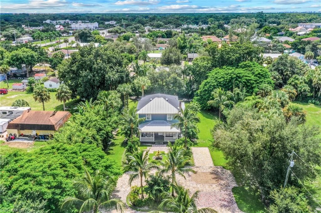 11420/11422 Dean ST, BONITA SPRINGS, FL 34135 — exterior