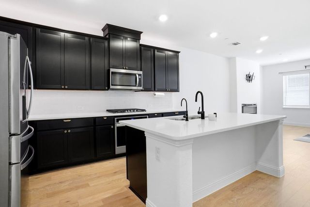 7822 Bayside Drive, Rowlett, TX 75088