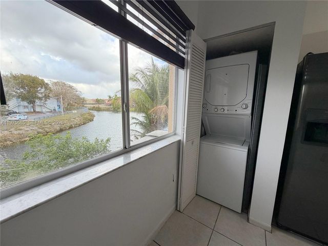 6445 SW 130th Pl 610, Miami, FL 33183